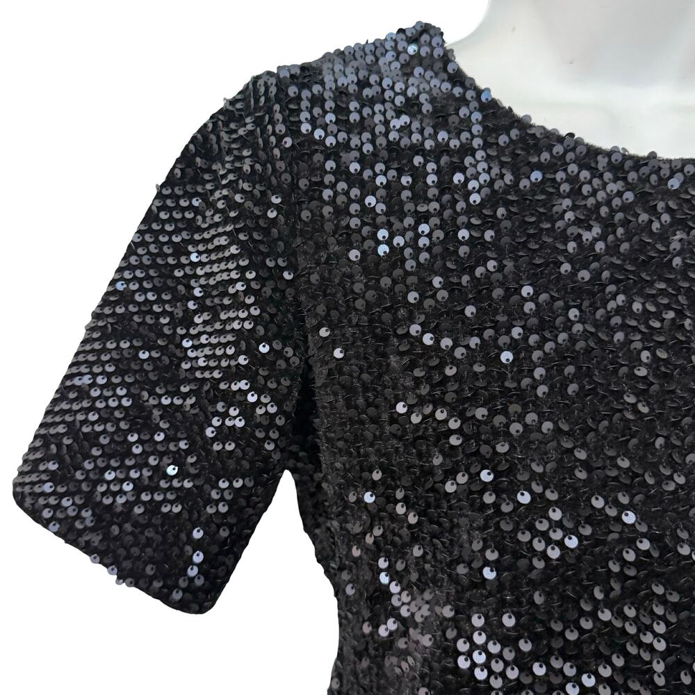 Ann Taylor Black Sequin Short Sleeve Feather Trim Round Neck Shirt Top Size XS - Picture 11 of 11